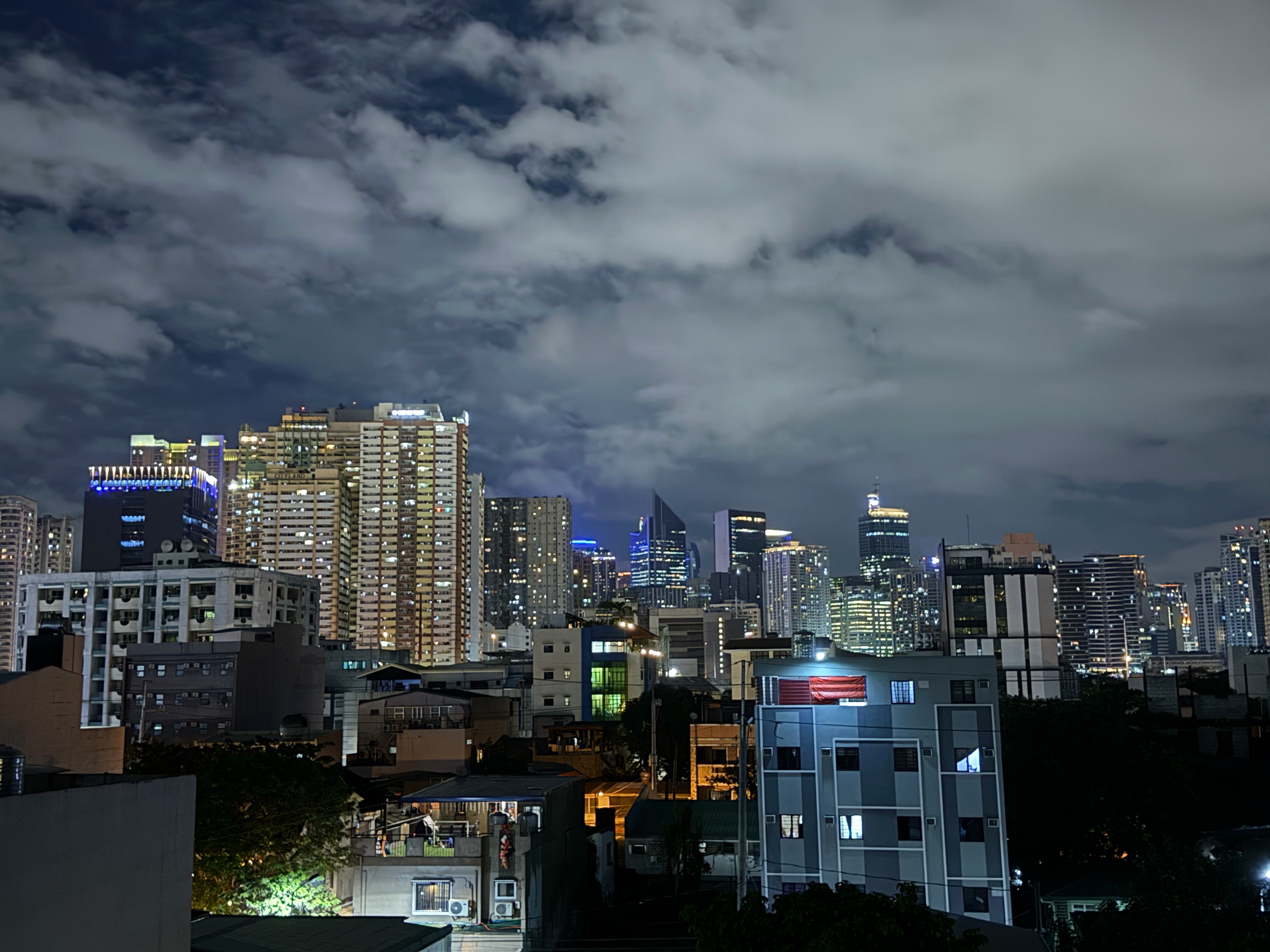 Philippine Realty cleared to list 4.18B shares for P2.26-B BGC deal