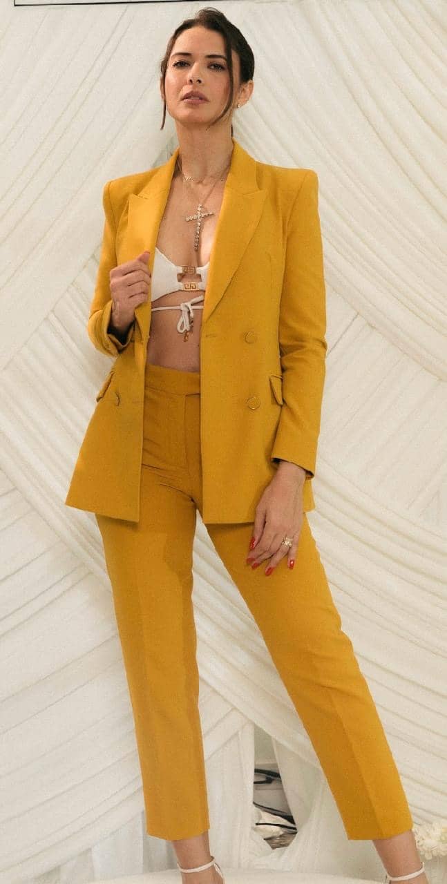 PRISCILLA Meirelles