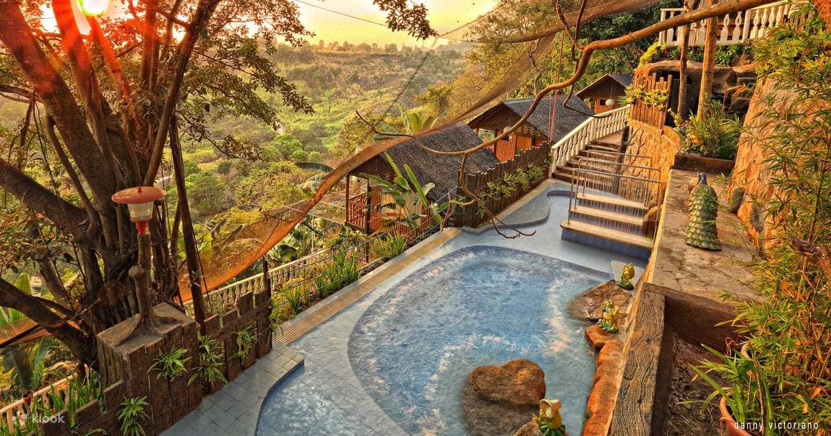 Luljetta’s was built to be a peaceful escape, surrounded by gardens and views of Antipolo’s mountains. Founded by the Marinas family in 2016, it offers a quiet space for guests to rest, unwind and enjoy nature.