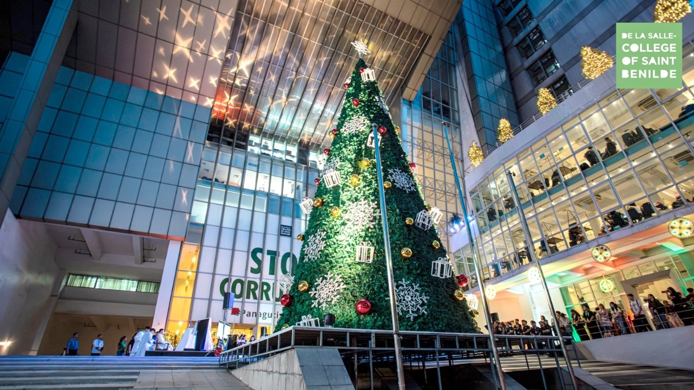 A college Christmas of community, music and creative spirit