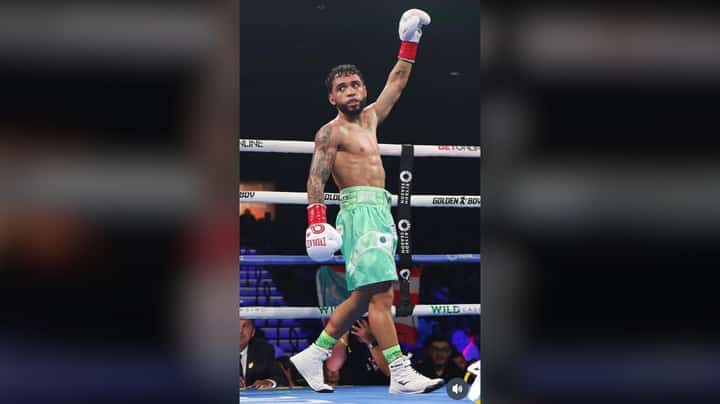 OSCAR Collazo will be a dangerous foe for Pedro Taduran as he holds the WBO and WBA minimumweight straps as well as The Ring magazine belt.