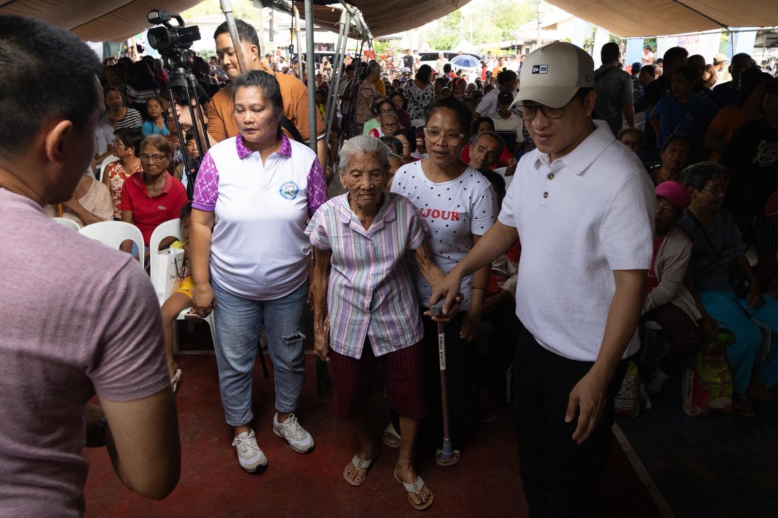 Alisto Serbisyo Caravan umabot sa mga barangay sa Laoag City
