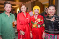 ROBBIE and Shy Tan, CG Helen Ong and Marian Ong.
