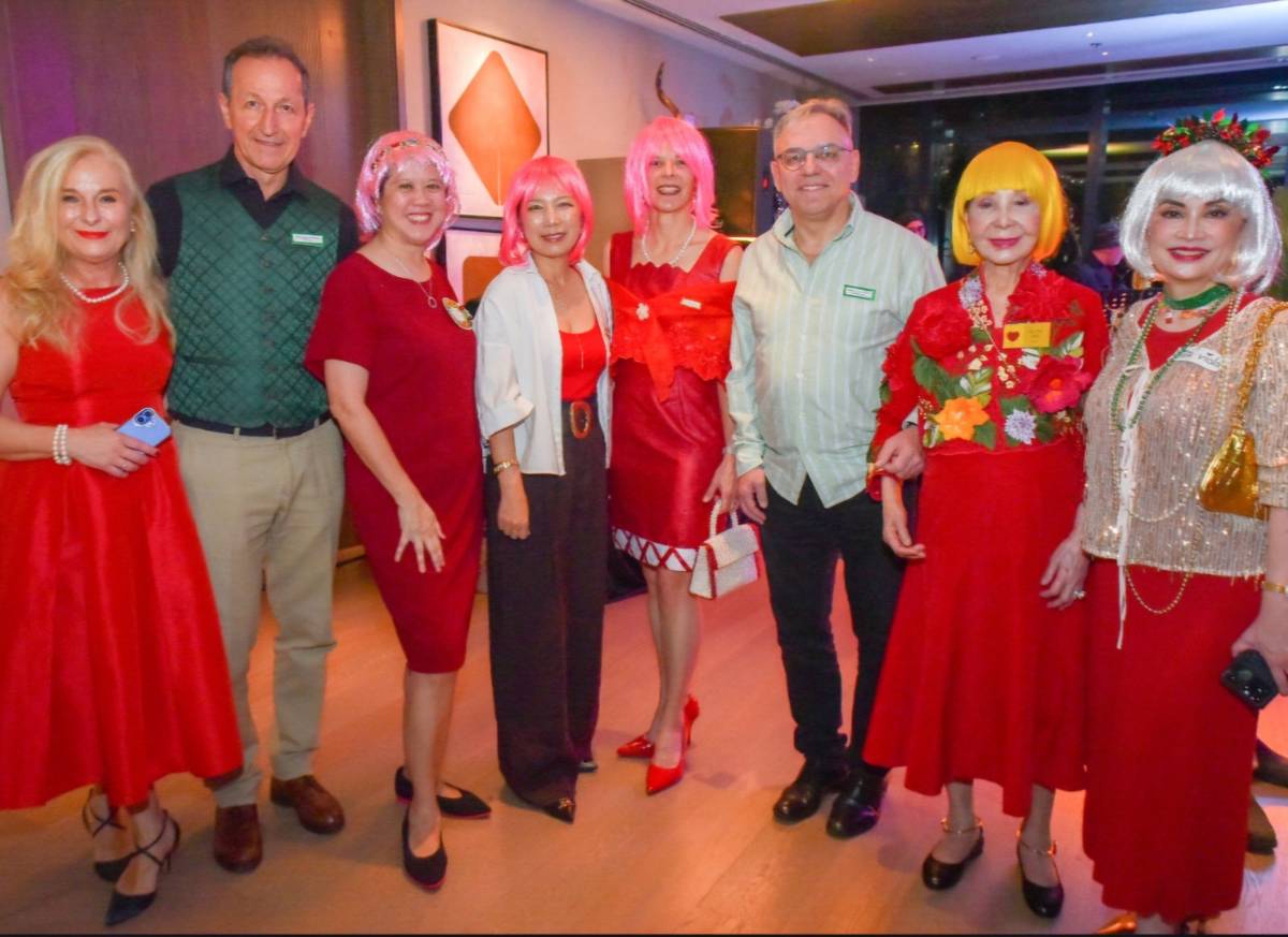 AMBASSADOR Johann and Mme Roswitha Brieger, Austria Yvette Fernandez, Mme Eunhwa Lee, Korea Ambassador Bruhl and Mme Denise, Switzerland, CG Helen Ong and Liza Viola.