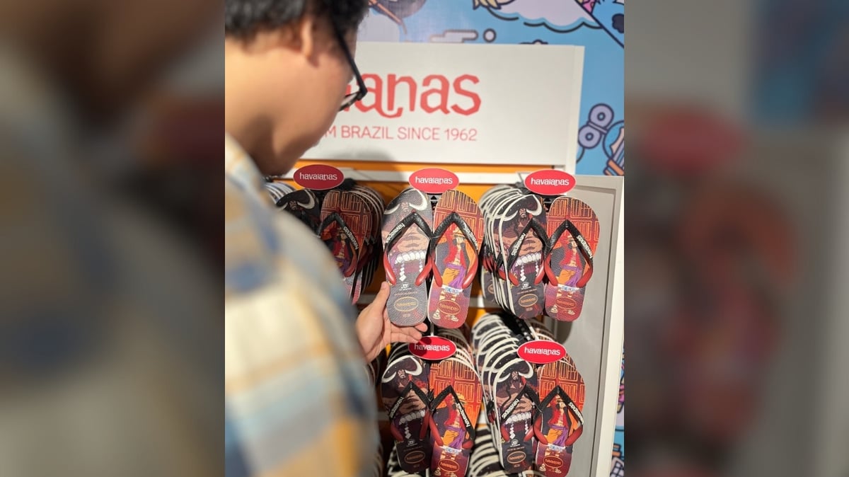 Right wing urges boycott of iconic Brazilian flip-flops