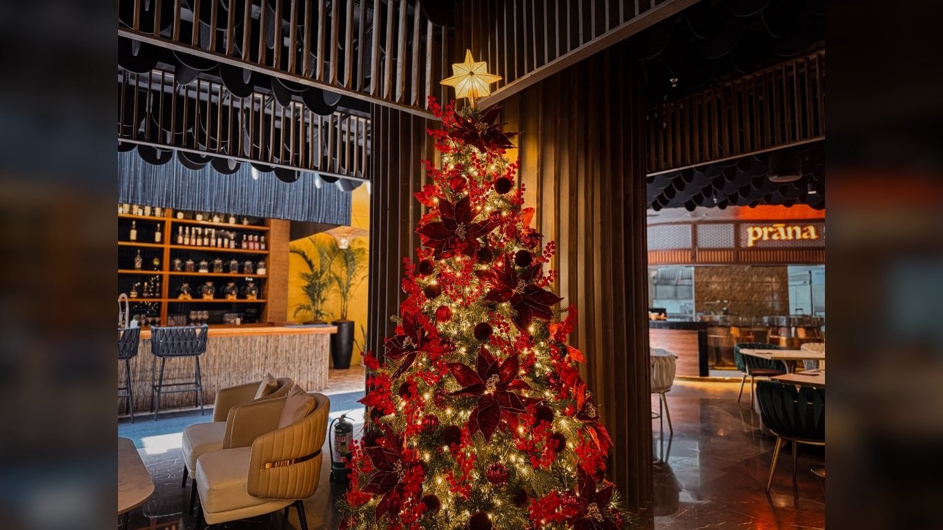 Araneta City’s World Kitchens welcomes the season with festive holiday menu