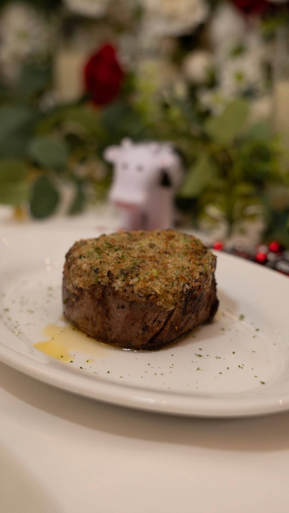 PETIT Filet with truffle crust.