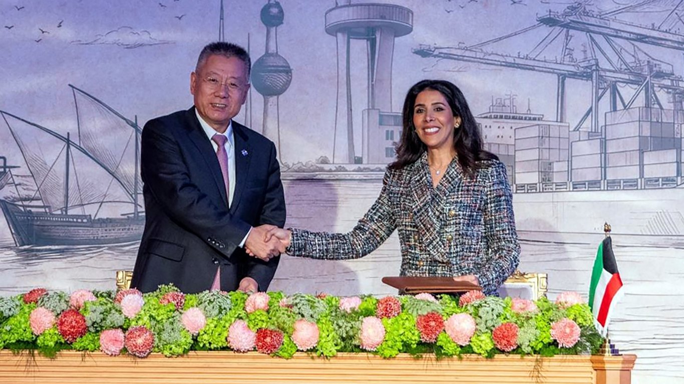 Kuwait signs $4.1-B engineering contract with China