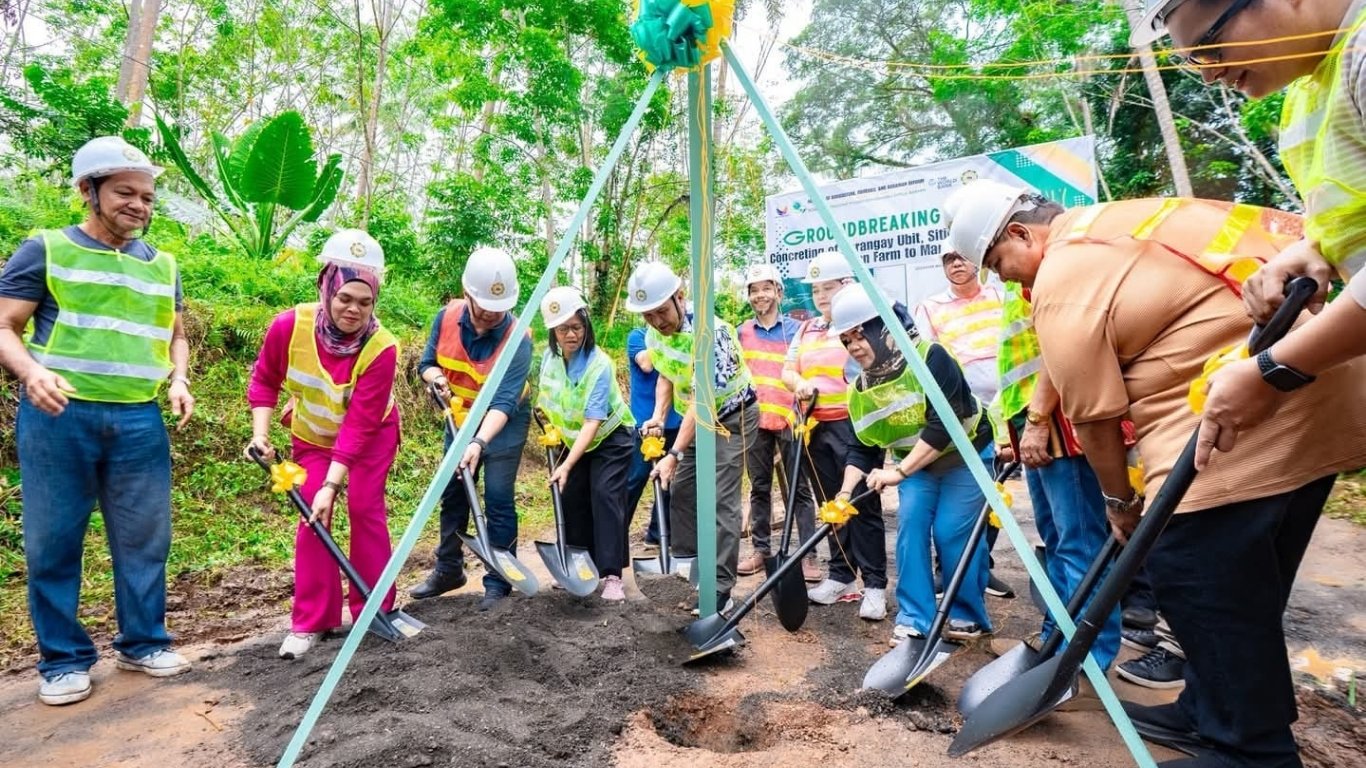 Lamitan farm-to-market road project breaks ground