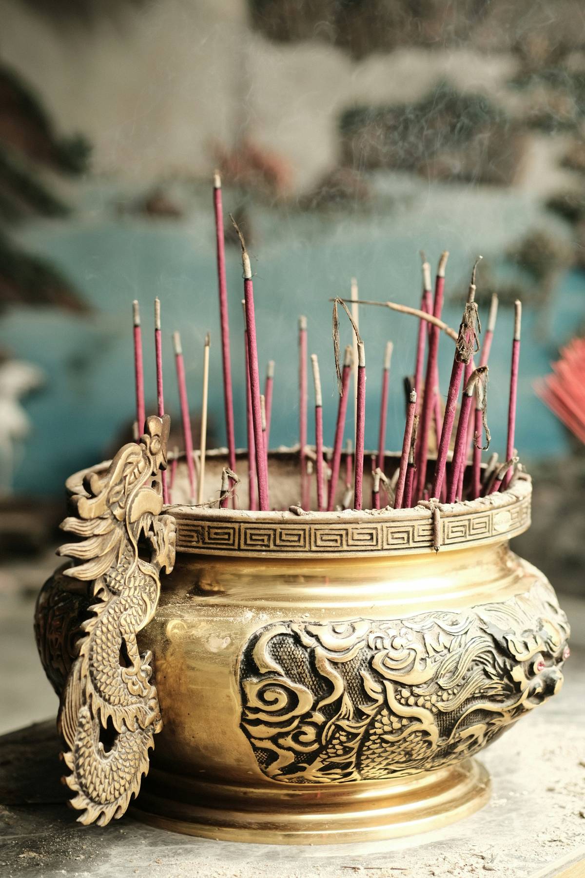 CHINESE incense is used for spiritual connection (ancestors, deities), purification, healing, and creating ambiance.