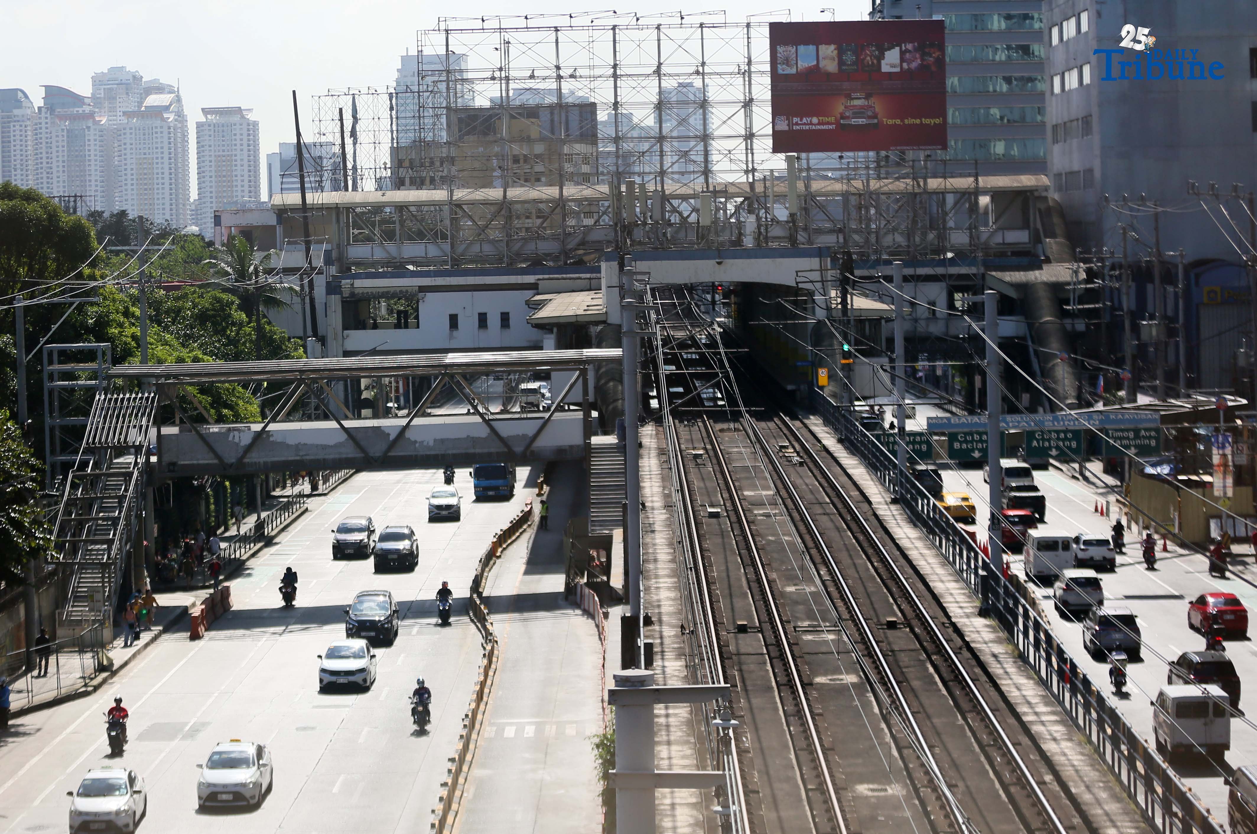 DILG reaffirms ban on gov’t vehicles during weekends, holidays
