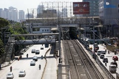 DILG reaffirms ban on gov’t vehicles during weekends, holidays
