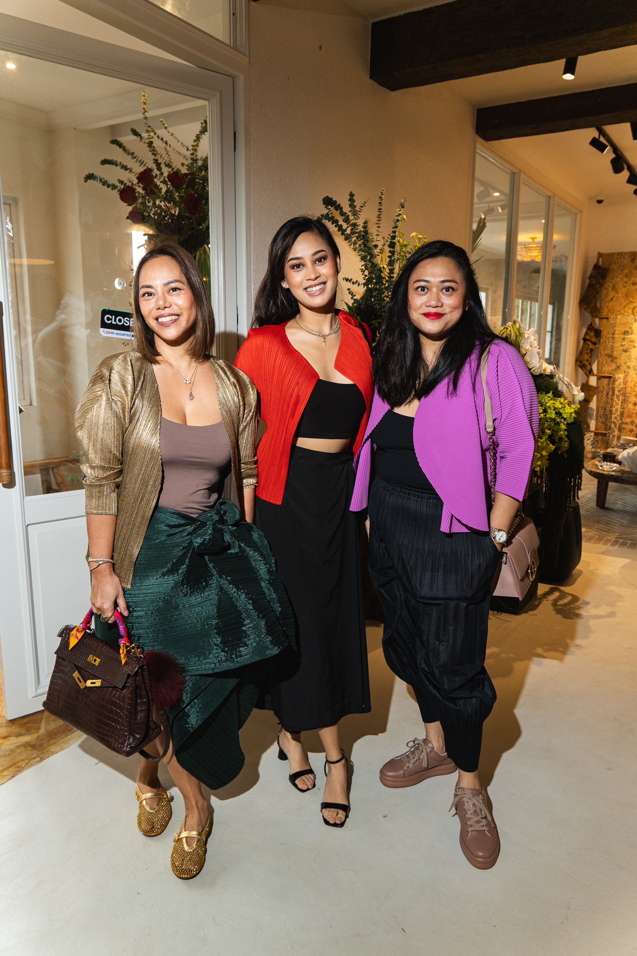 JANINA Dizon, Jacqui Dizon and Candy Dizon.