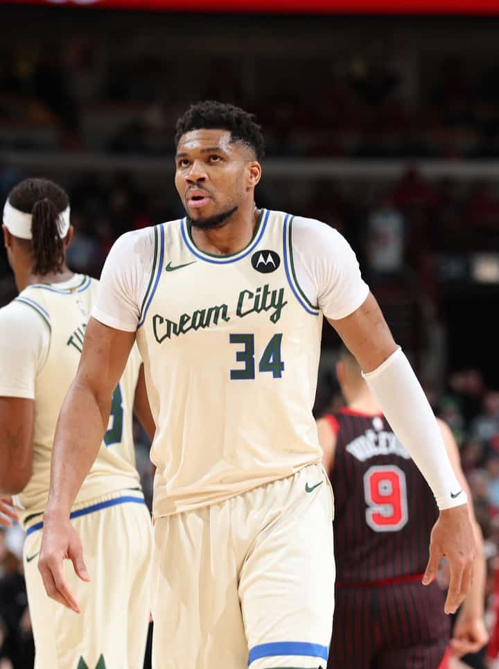 Giannis Antetokounmpo #34 of the Milwaukee Bucks looks on during the game against the Chicago Bulls on December 27, 2025 at United Center in Chicago, Illinois.