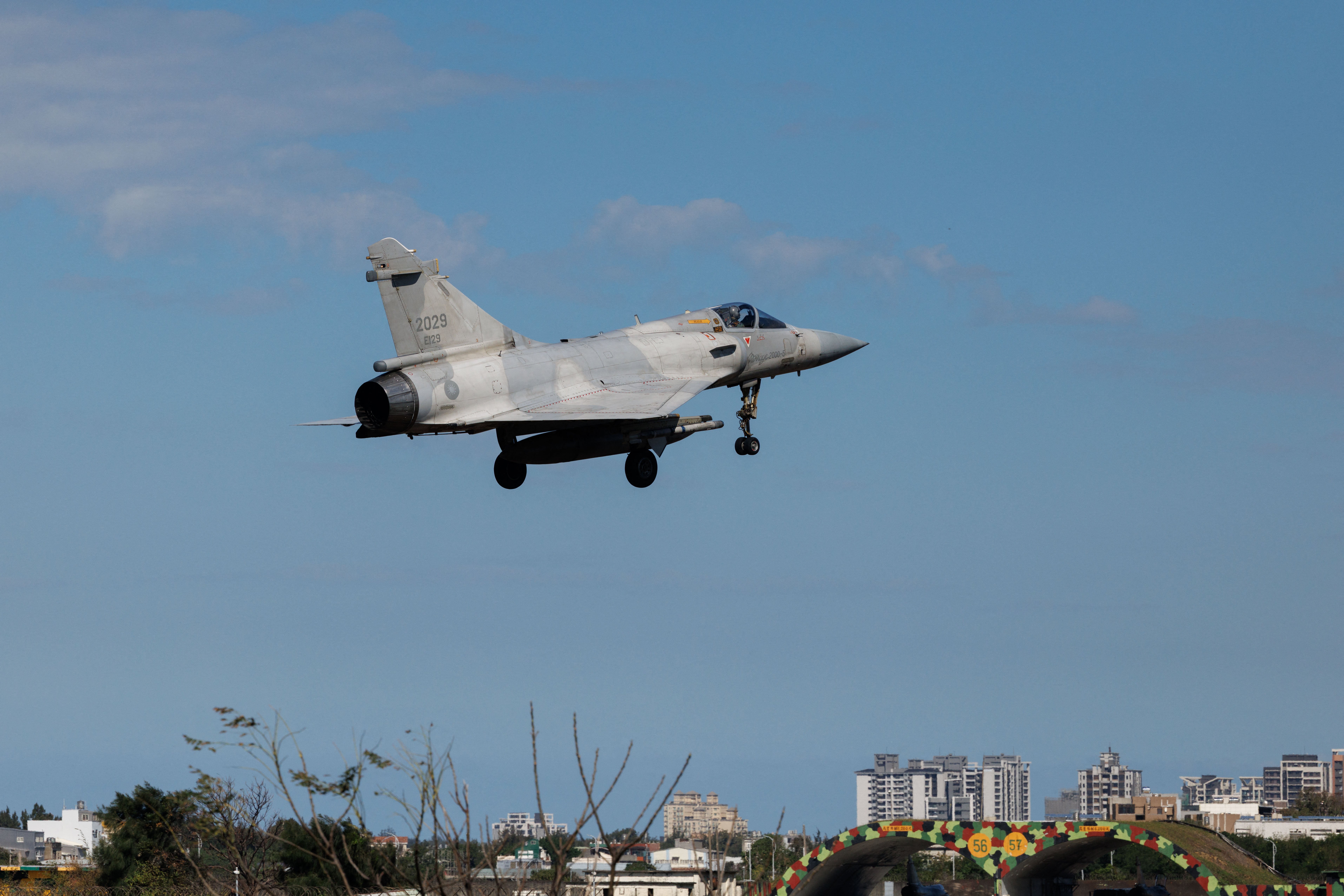 China drills simulate blockade of Taiwan ports