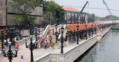 Pasig River comes alive for Christmas