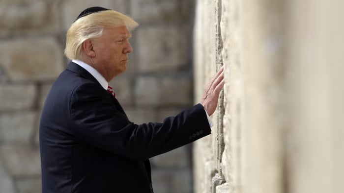 Why Netanyahu awarded Trump the Israel Prize