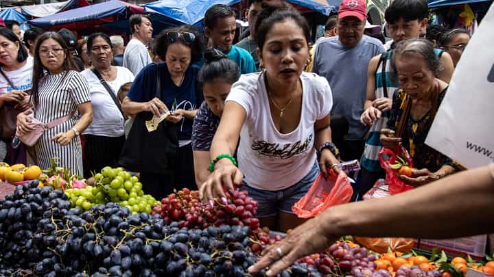 Round fruits popular ahead of New Year