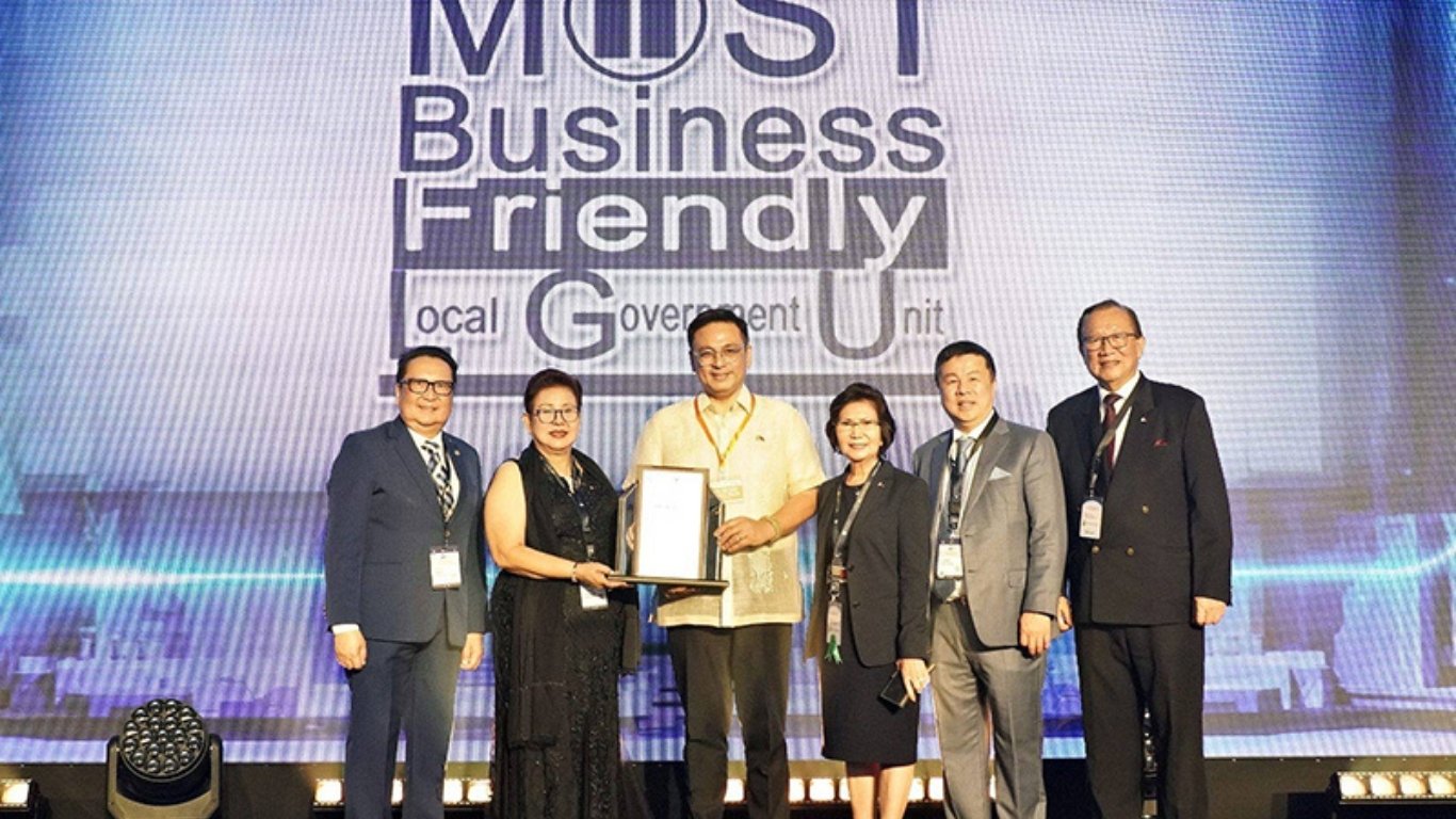 Muntinlupa clinches multiple governance awards
