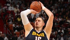 Jokic sustains harrowing knee injury
