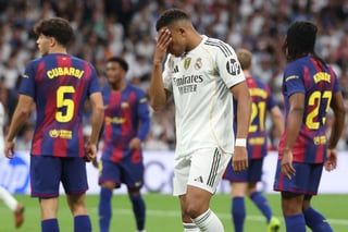 Mbappe suffers knee sprain