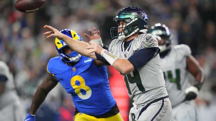 49ers hot on playoff edge