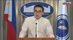 Finance chief Go presents micro-loan for SSS members