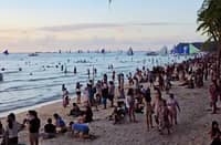 Tourists flocked Boracay last Christmas, complementing the announcement of the Department of Tourism that the island was the most visited destination during the long holiday break.