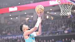 Reeling Hornets shock Thunder