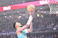 BRANDON Miller shows the way in the Charlotte Hornets’ 124-97 rout of the Oklahoma City Thunder.
