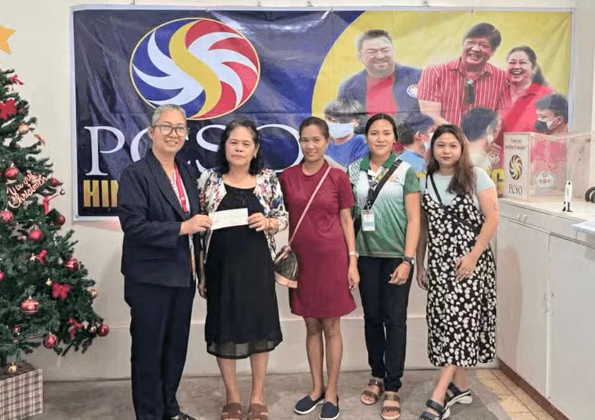 PCSO turns over grants to advocacy institutions