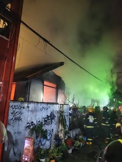 Fire hits Barangay Poblacion in Pateros