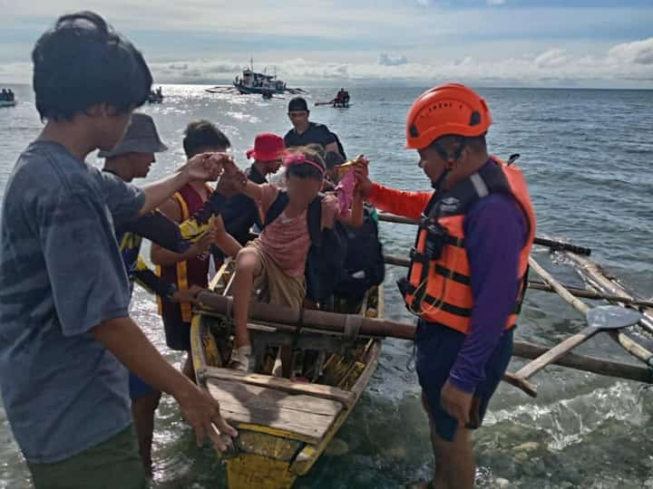 Bangka na may lulang 50 pasahero nasagip sa Marinduque