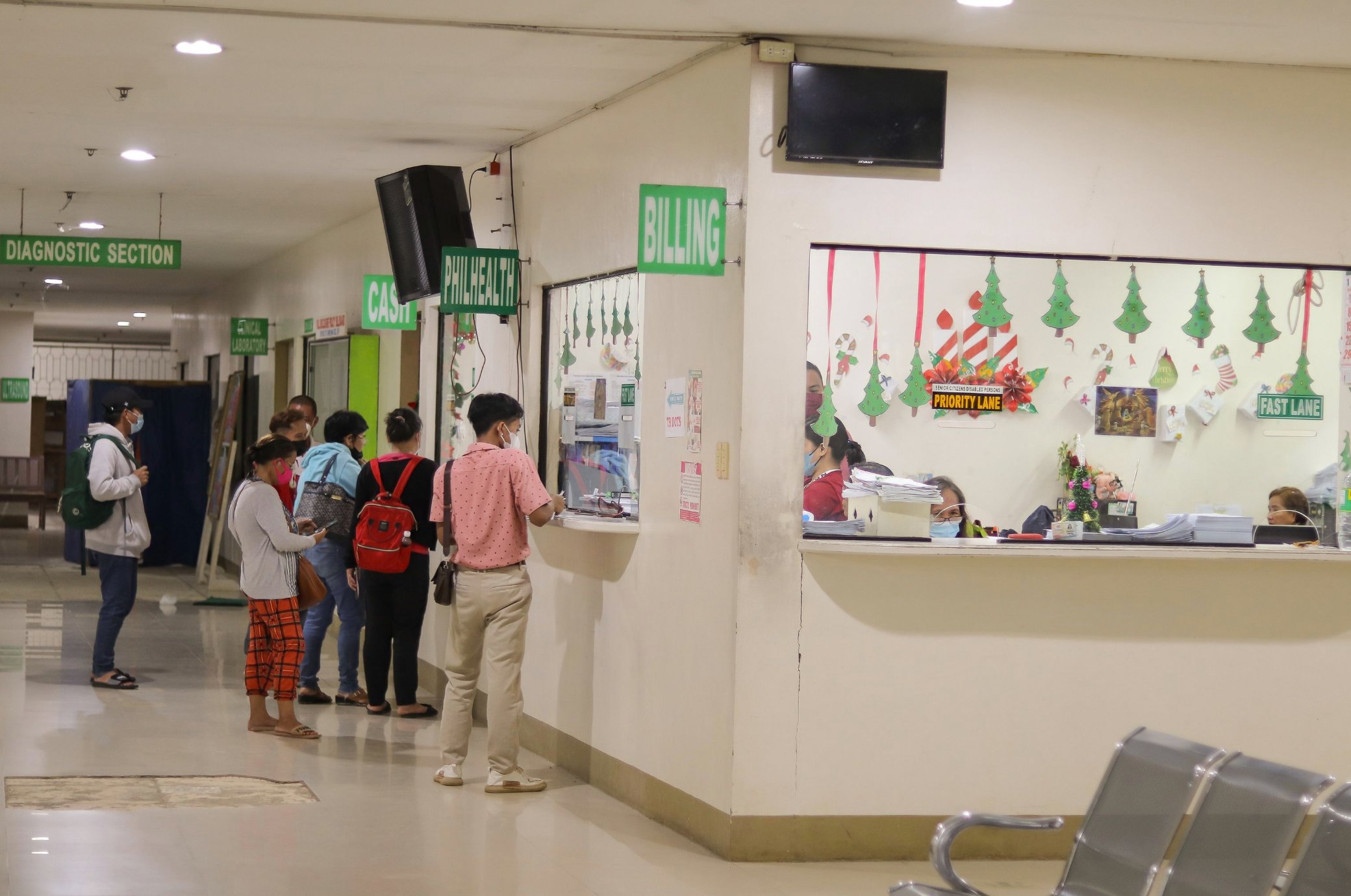 Many still need guarantee letters for zero hospital bills — Magalong