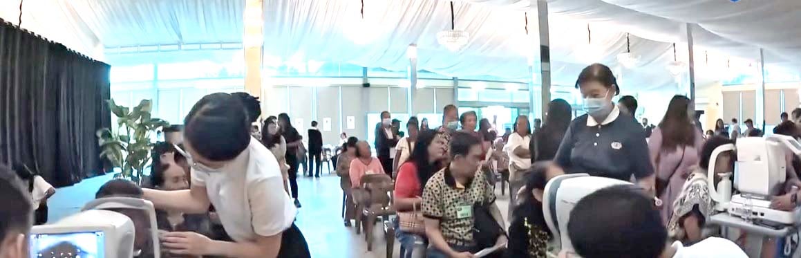 THOUSANDS were treated by Tzu Chi Eye Center volunteer doctors in 2025. (From
left) At the Zambales medical mission; a senior’s glaucoma is examined; patients in
Cambodia; and beneficiaries at their house renovated by TCEC volunteers.
