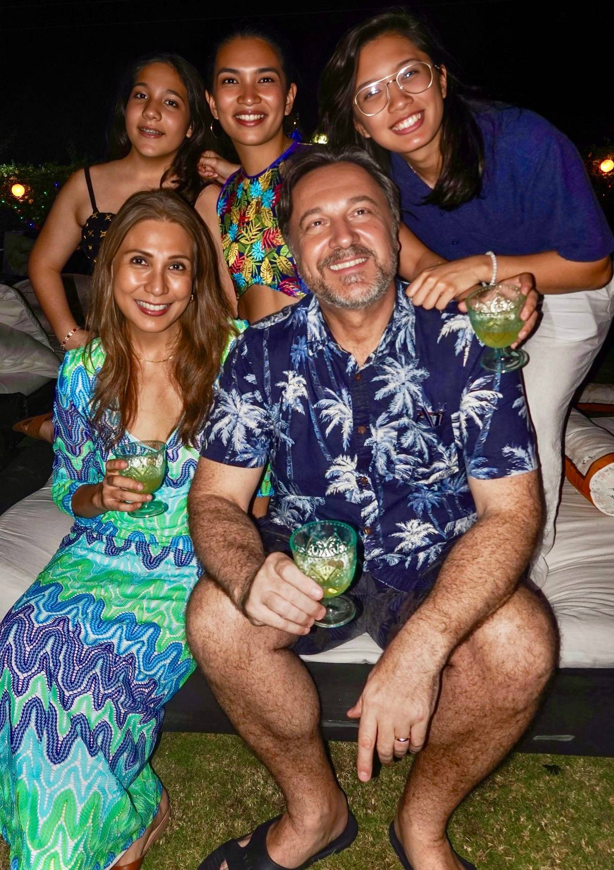 (TOP) Lucia Boschi, Isabella and Alessa Fernandez (bottom) Julie and Gabriele Boschi.