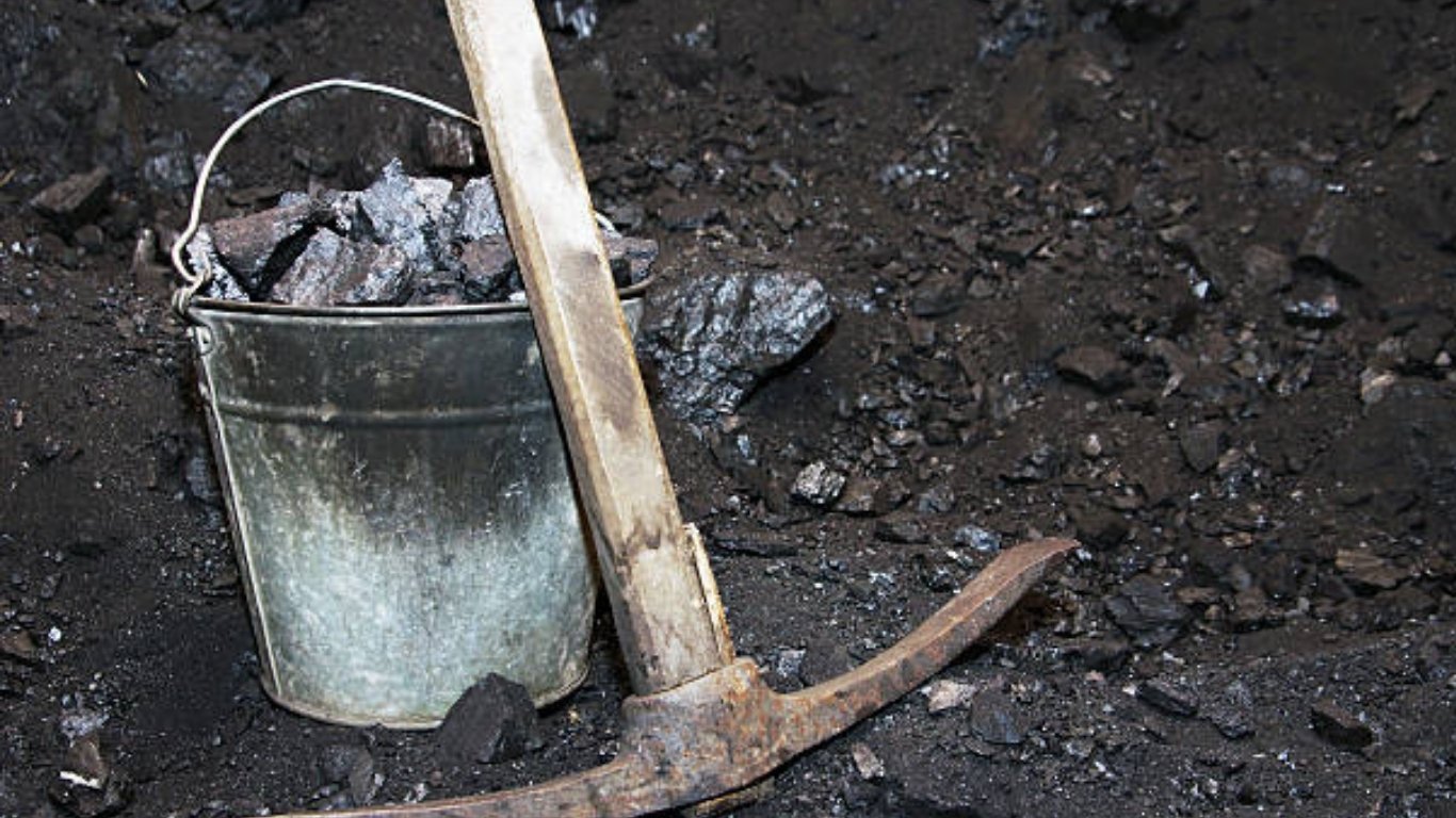 Clear mining road, NE RTC orders protesters