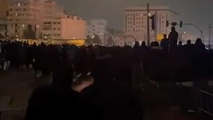 Iran rights group claims 192 protesters killed
