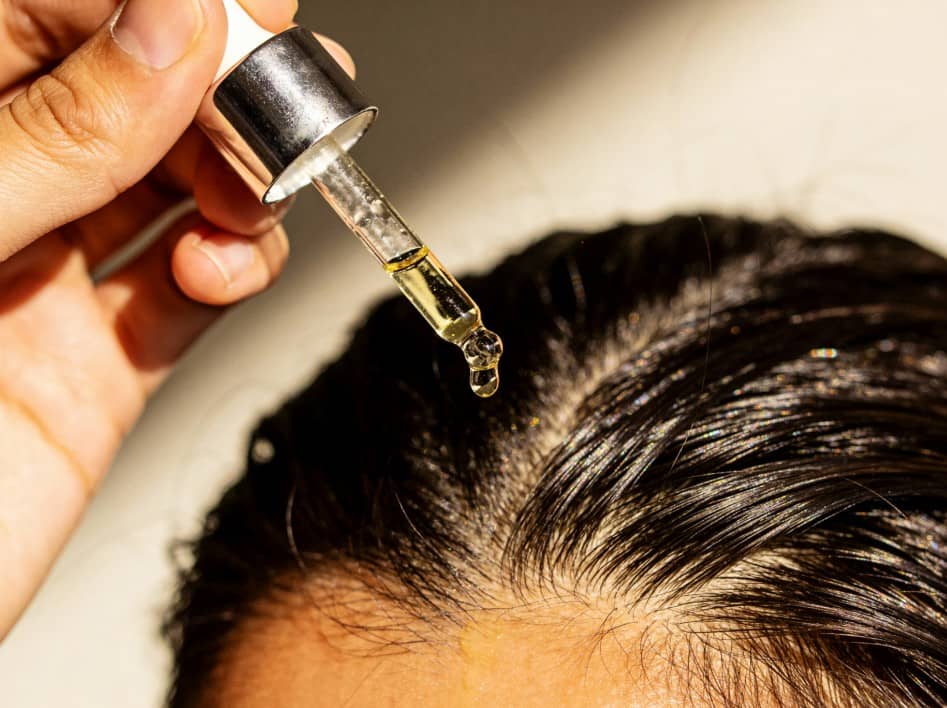 MILD Shampoo has a soft, light scent and is gentle on the scalp.