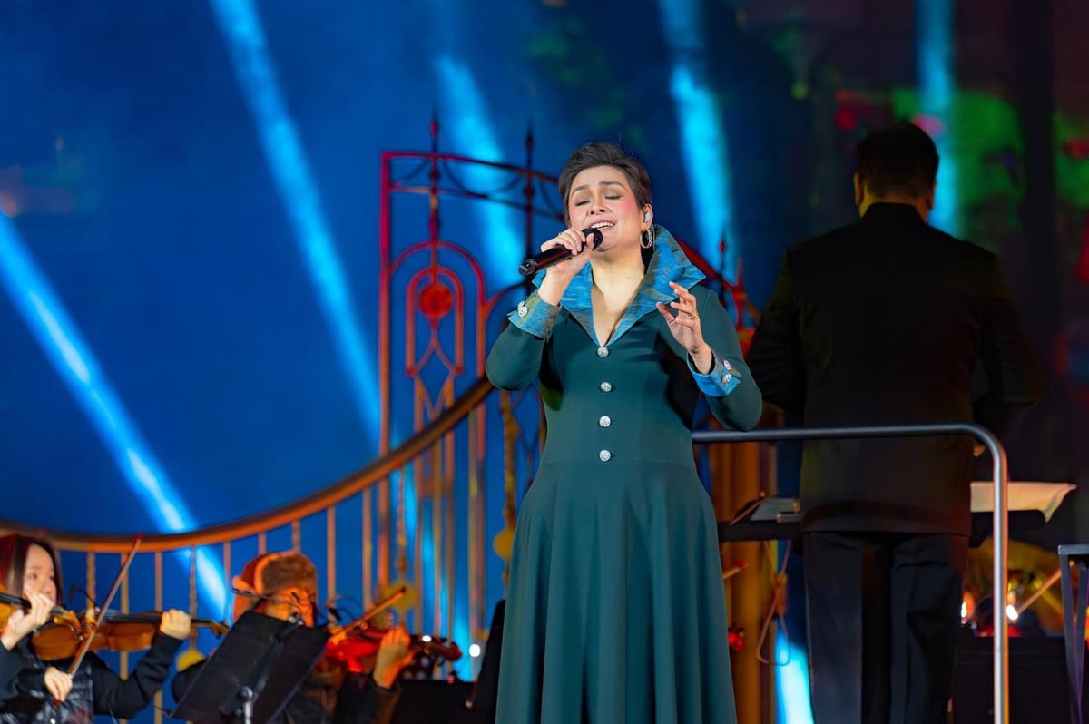 Lea Salonga brings Disney magic back to Hong Kong Disneyland