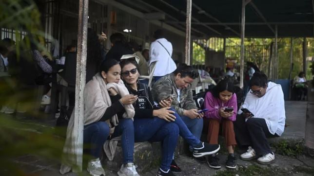 Caracas under pressure amid U.S., Venezuela leaders’ meet