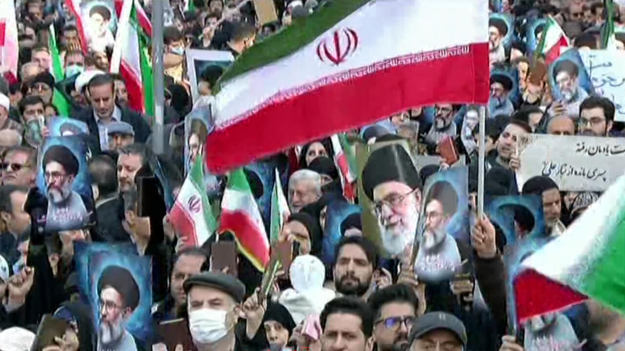 Trump unveils tariffs on Iran trade partners as protest toll rises