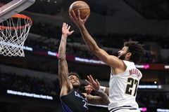 Nuggets down Flagg-less Mavs