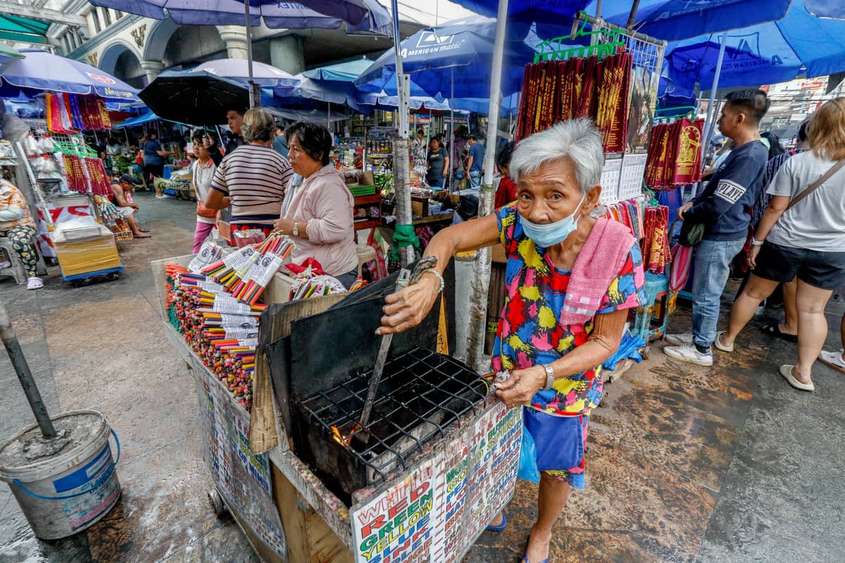 MANILA'S heart beats in Quiapo.