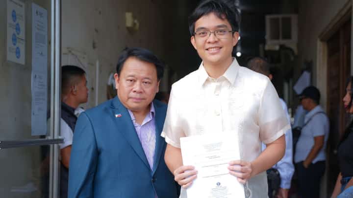 OH, Claire Batangas 1st District Representative Leandro Leviste, with lawyer Ferdinand Topacio (left), filed a libel case against PCO Undersecretary Claire Castro at the Balayan Regional Trial Court, alleging the spread of false and defamatory statements about his solar business.