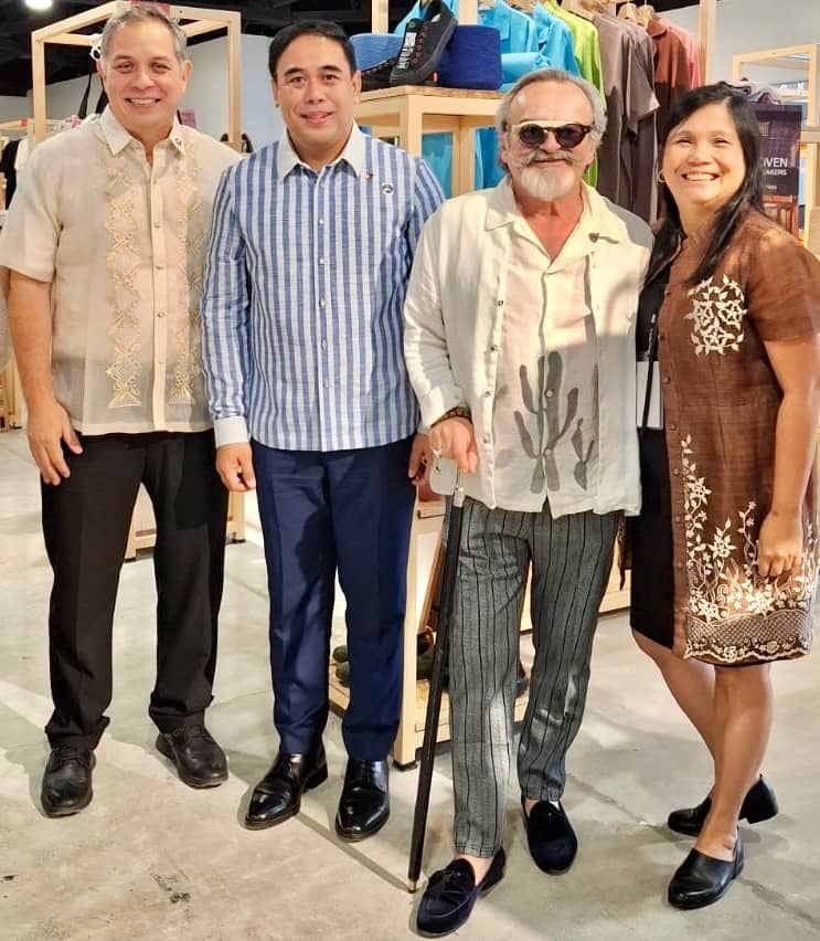 LAKAT'S Michael Claparols, PTRI director Julius Leaño, Interlace’s Francis Dravigny and Lakat’s Banj Claparols.