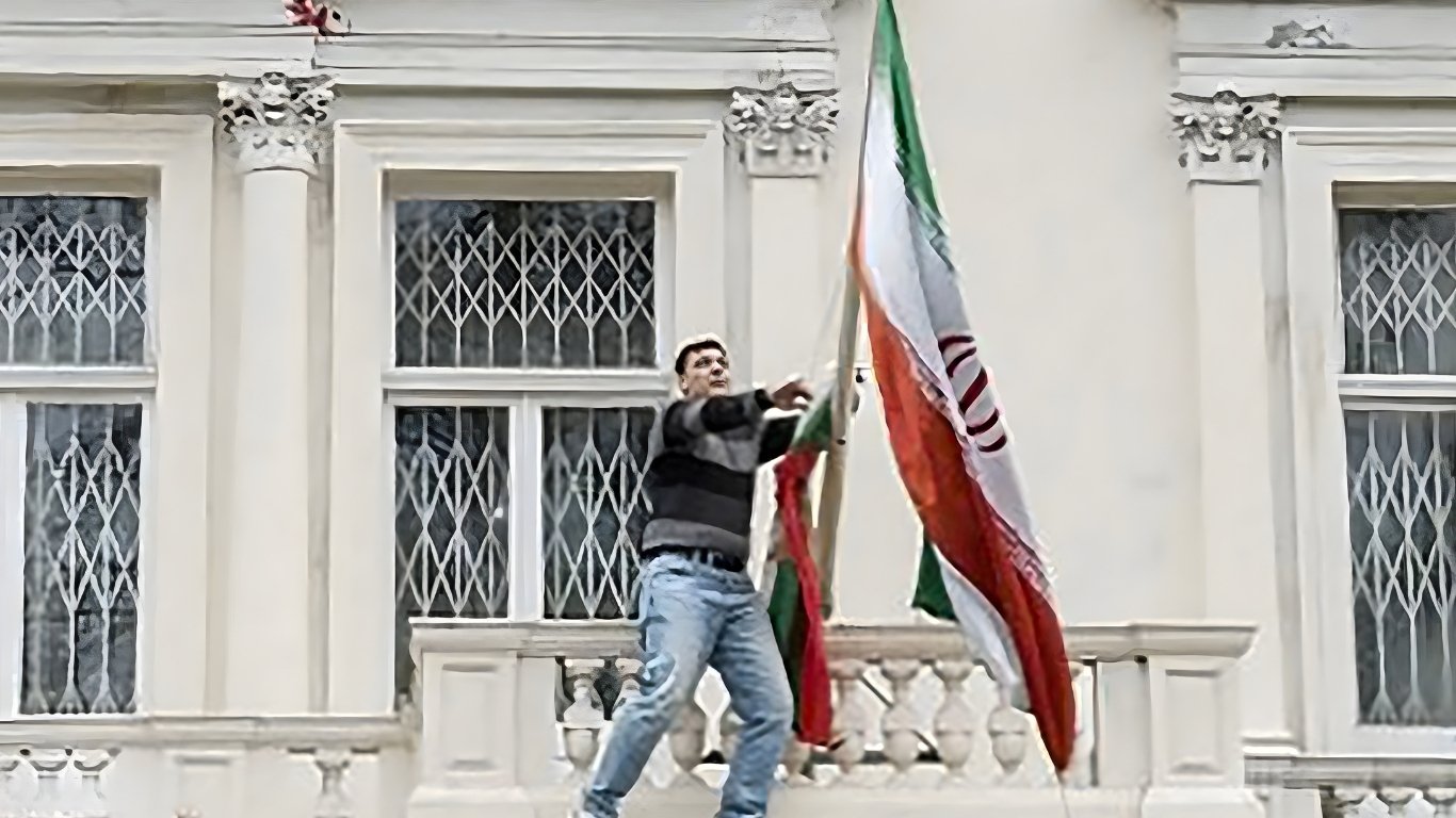 Iran protest movement subsides in face of ‘brutal’ crackdown