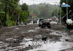 Sand and rocks scattered