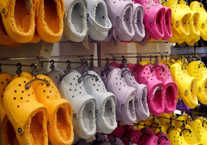 P5.26-M counterfeit footwear operation busted in Pampanga