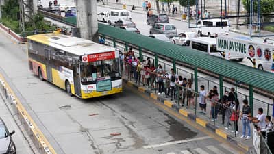 ‘Meron pa isa sa bandang likod!’